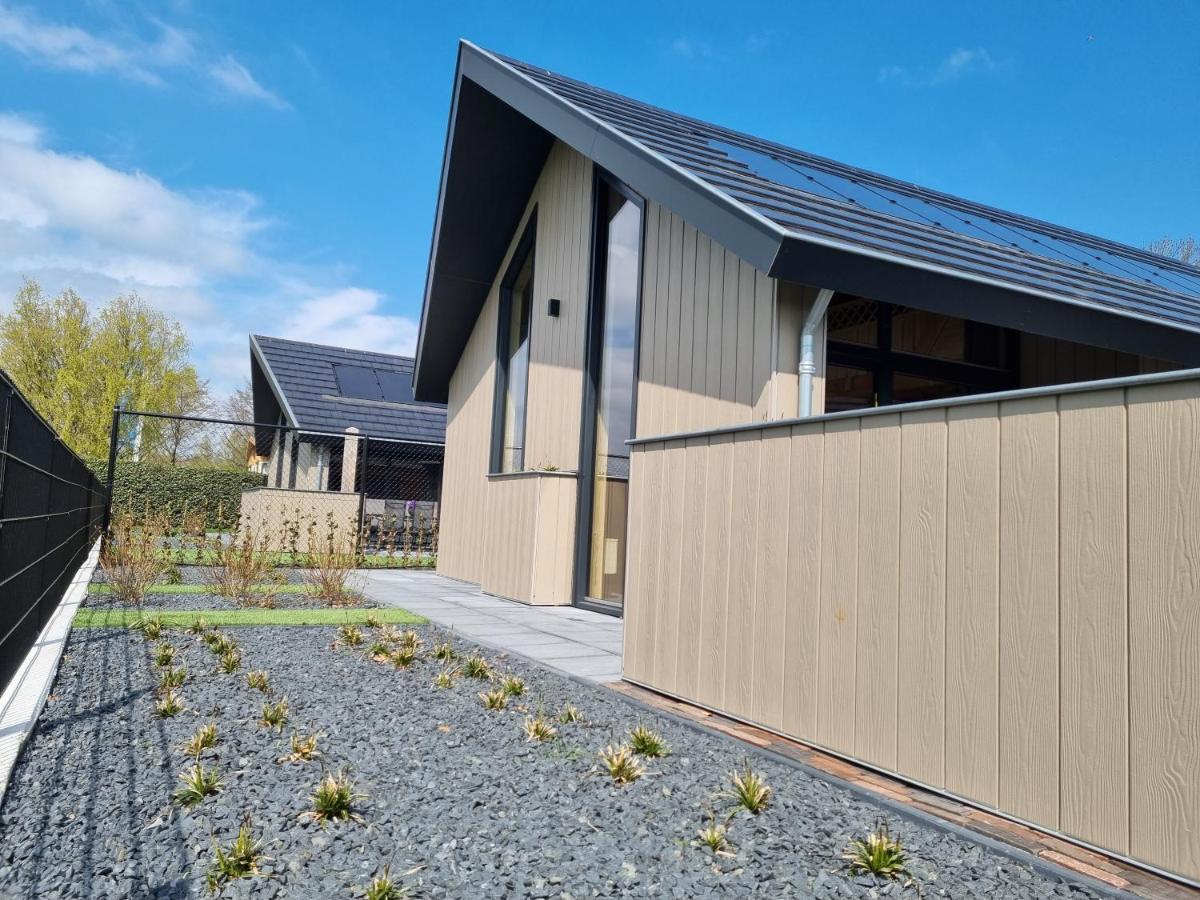 Chalet Met Sauna En Airconditioning Sint Annaland Eksteriør billede